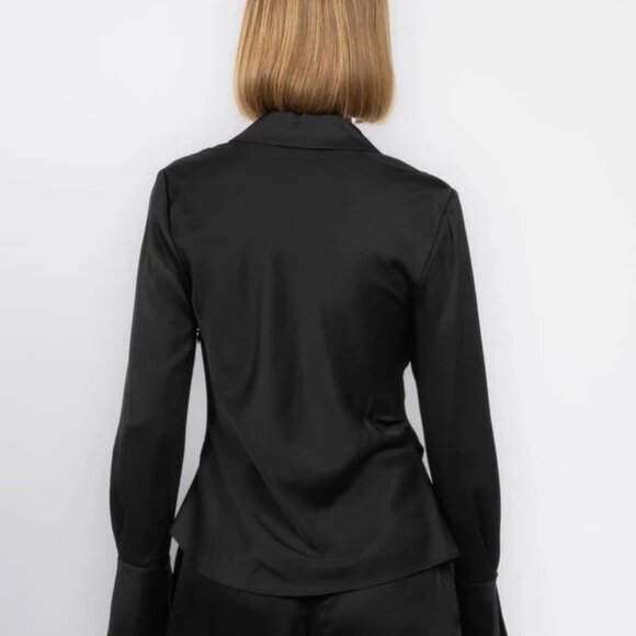 SIMKHAI ! Symone Long Sleeve Cowl Top (US/2) - Picture 4 of 16